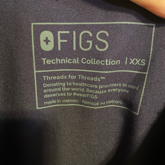 FIGs scrub set - 1 top 1 jogger pant XXS - Picture 3 of 4